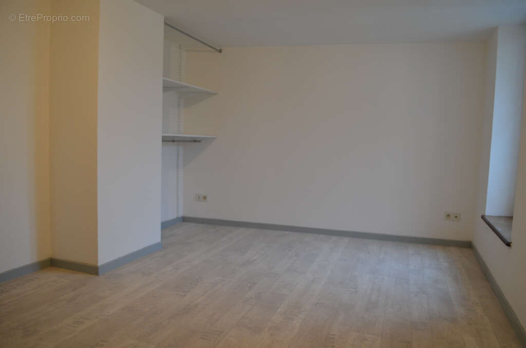 Appartement à TOUROUVRE