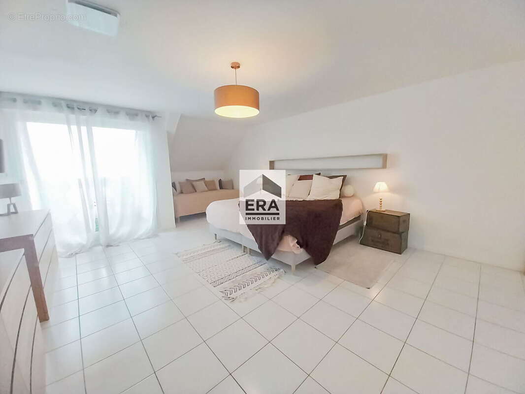 Autre à LA CHAPELLE-VENDOMOISE