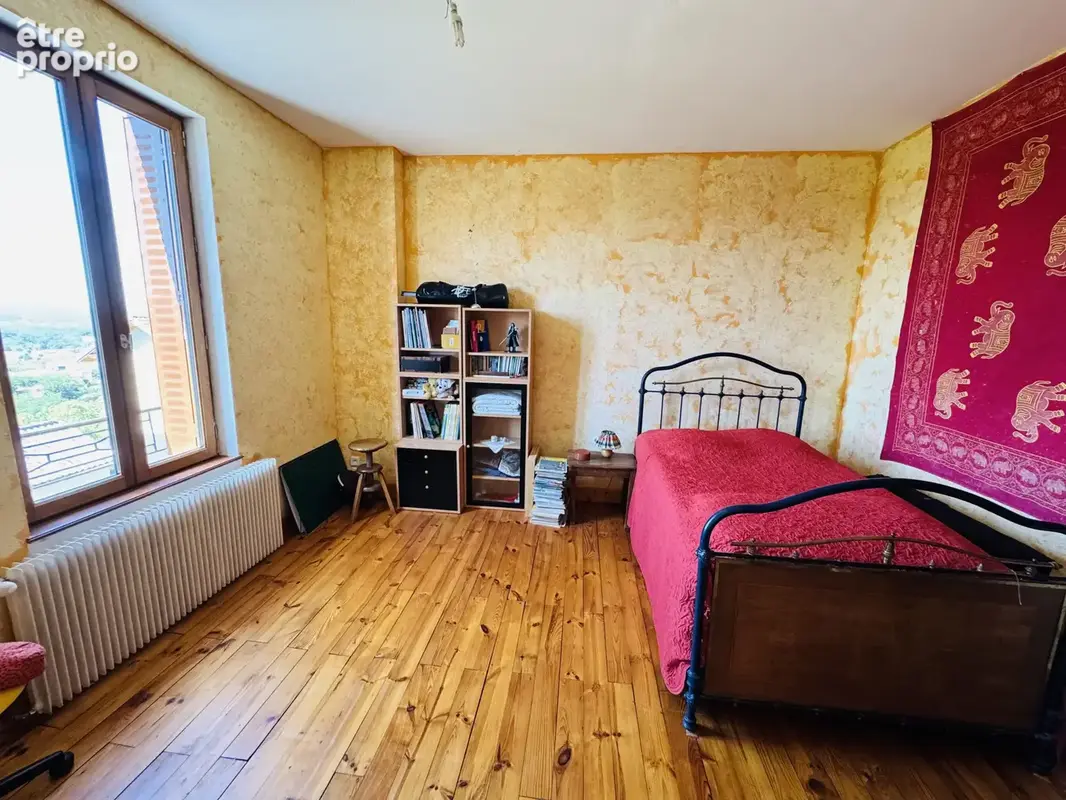 Maison de caractère avec vue dégagée ! - photo 8