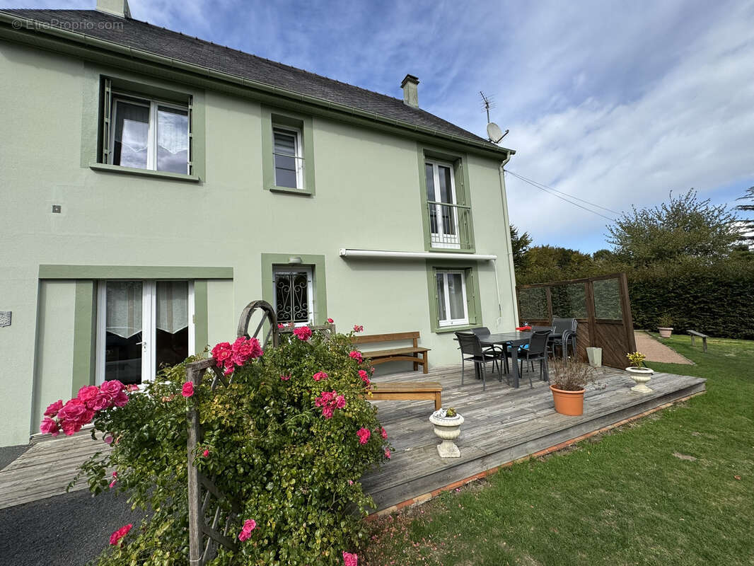 Maison à SAINT-MARTIN-AUX-CHARTRAINS