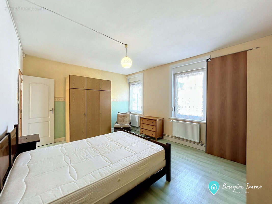 Maison 118 m² à Crespin  - photo 6