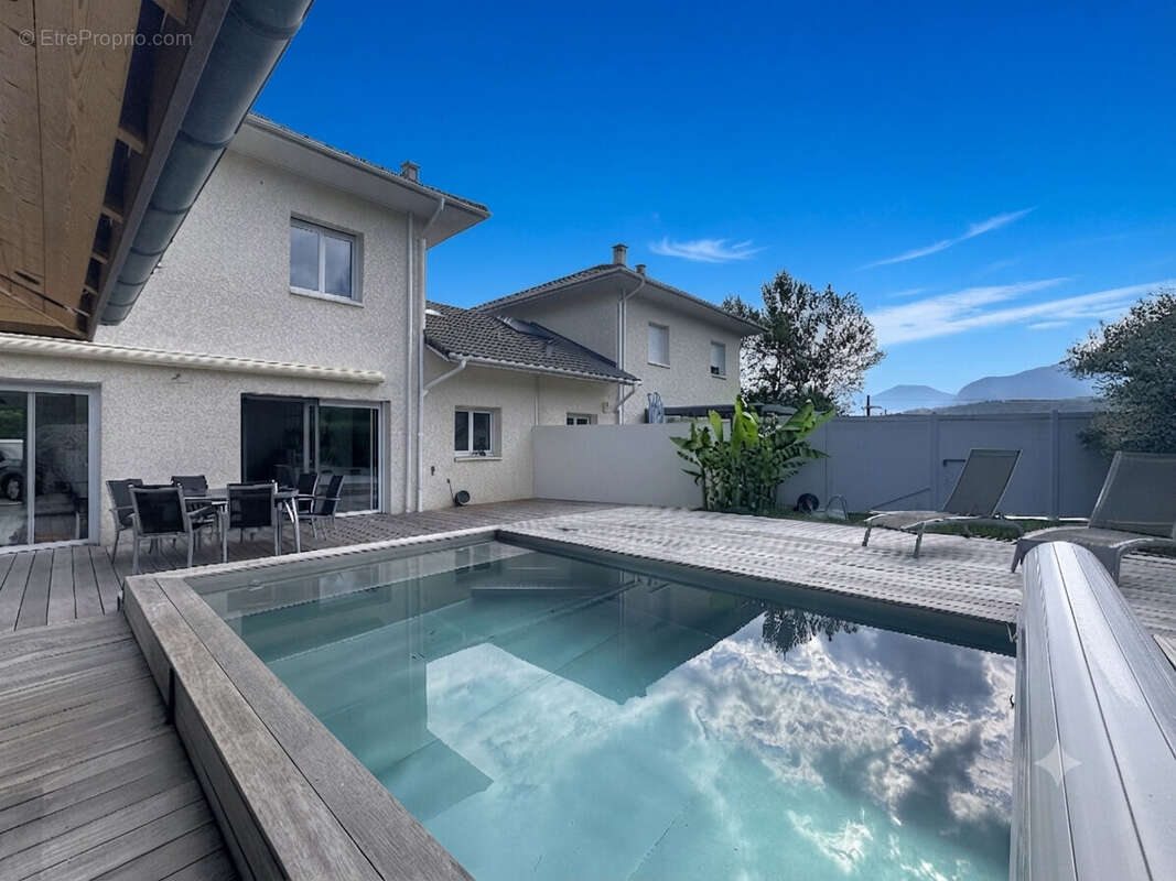 Maison mitoyenne Charvonnex avec piscine - photo 4
