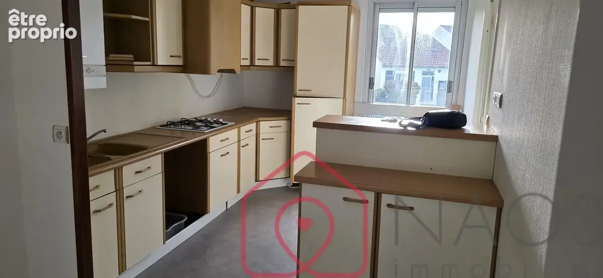 GIBAUDERIE. Grand T4 de 103m²   Parking couvert  - photo 2