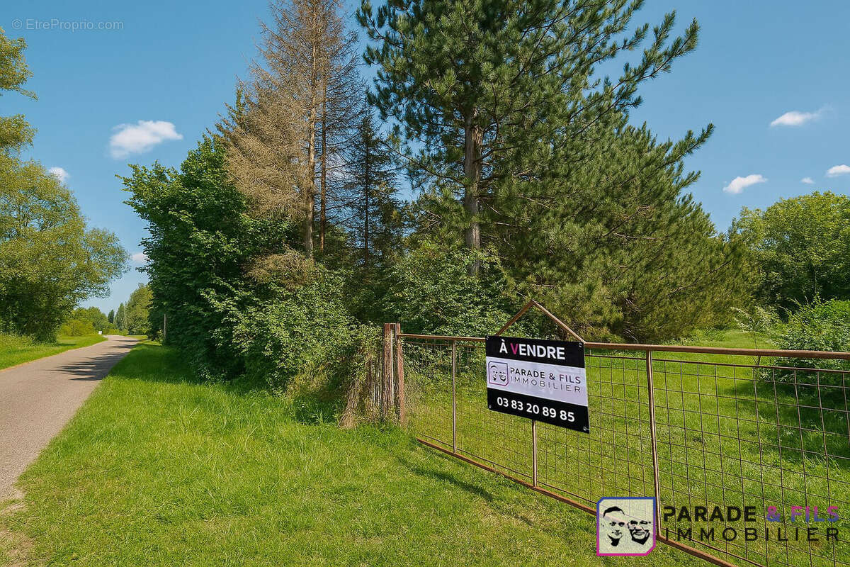 Terrain à XIROCOURT