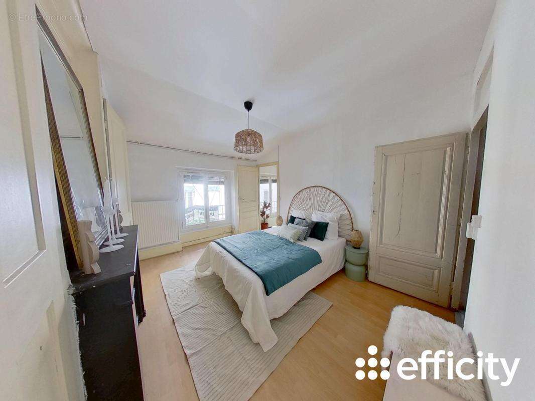 Appartement à LYON-7E