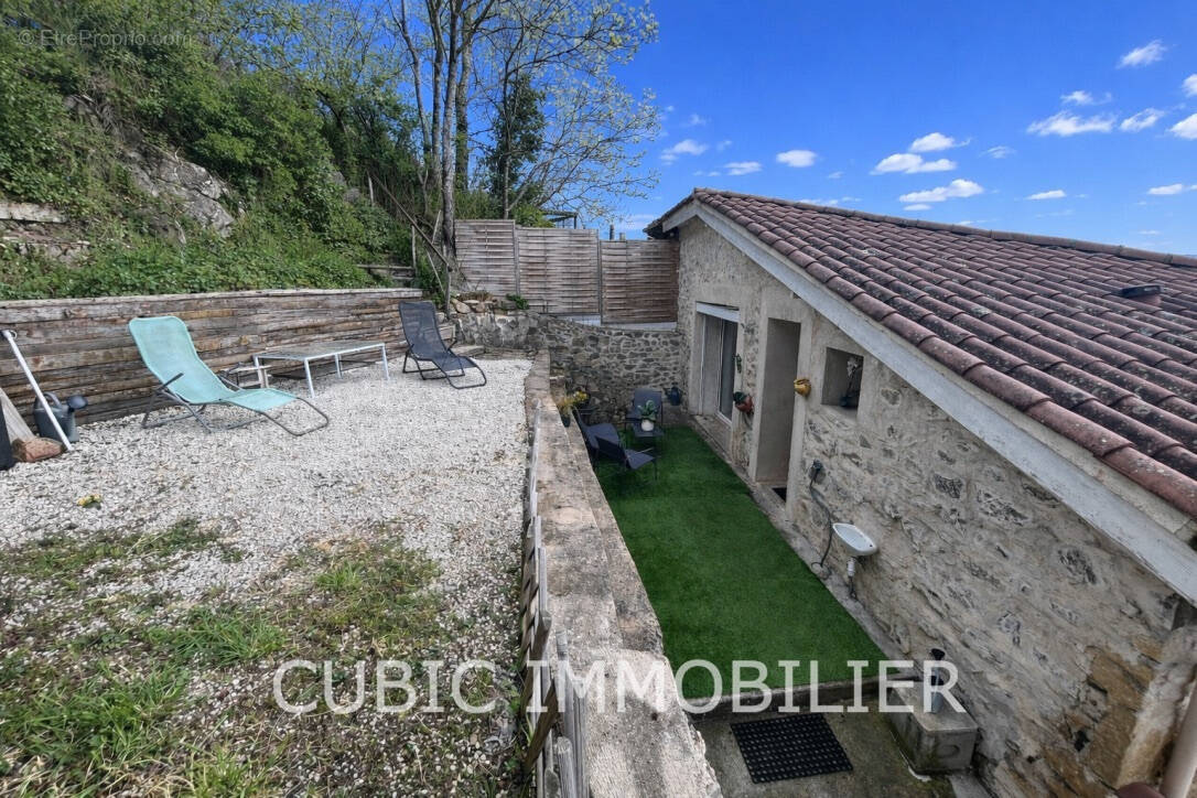Maison à BULLY