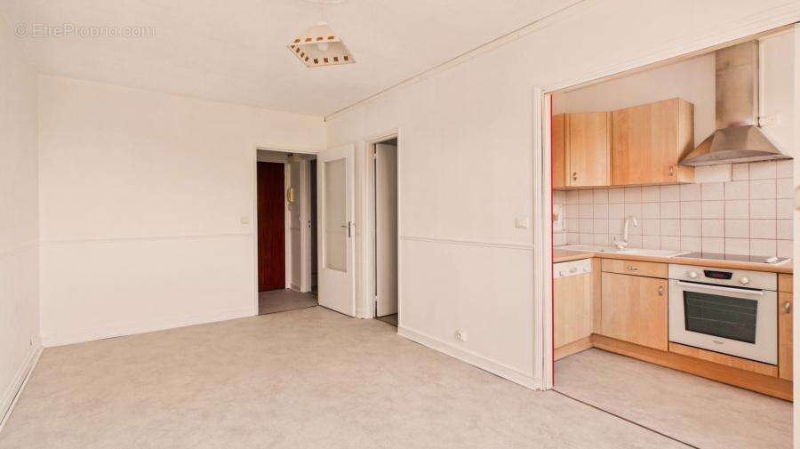 Appartement 25 m² à Le Mans  - photo 43