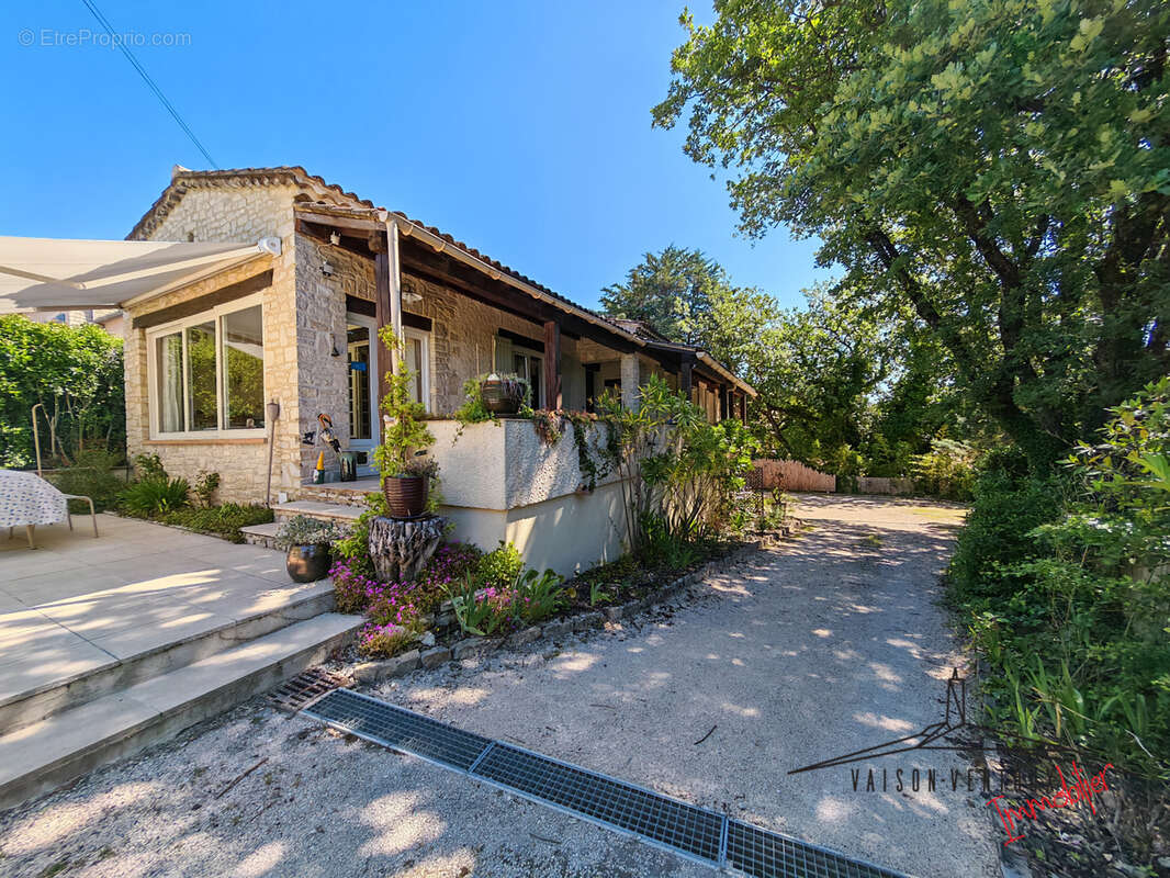 Maison à VAISON-LA-ROMAINE