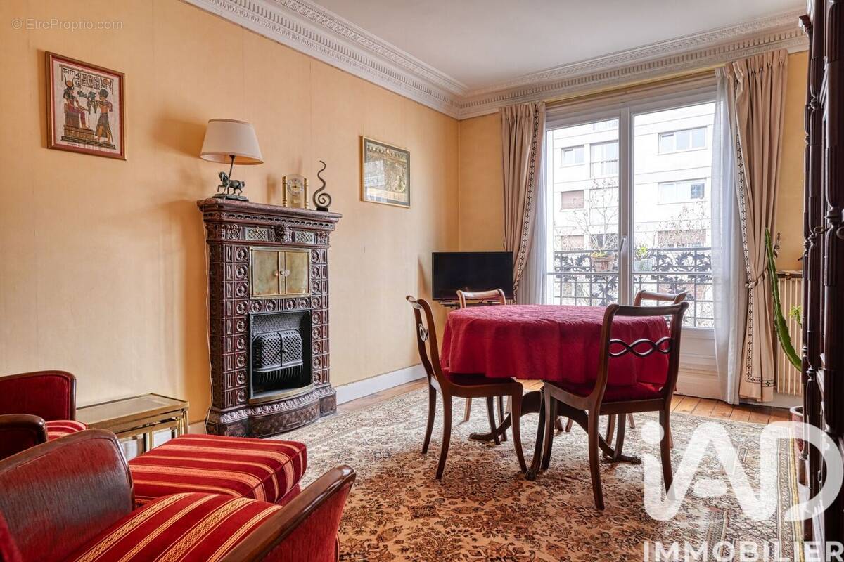 Photo 1 - Appartement à PARIS-18E