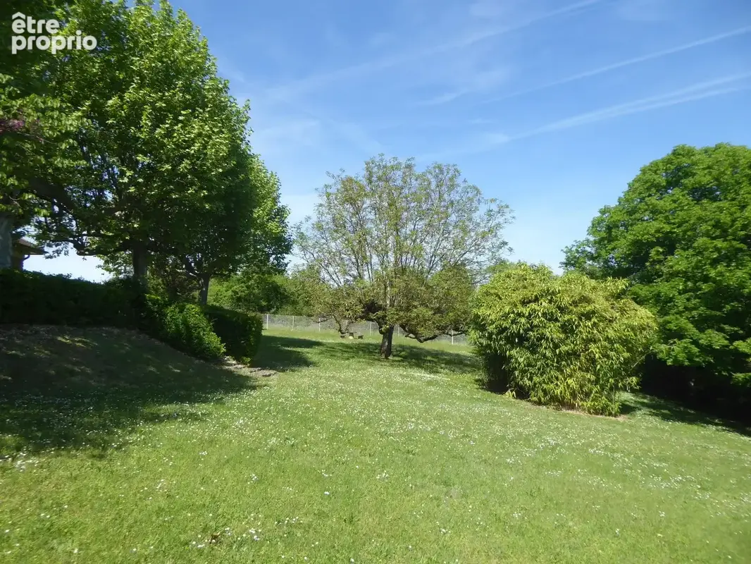 Maison sur Grand Terrain - photo 10
