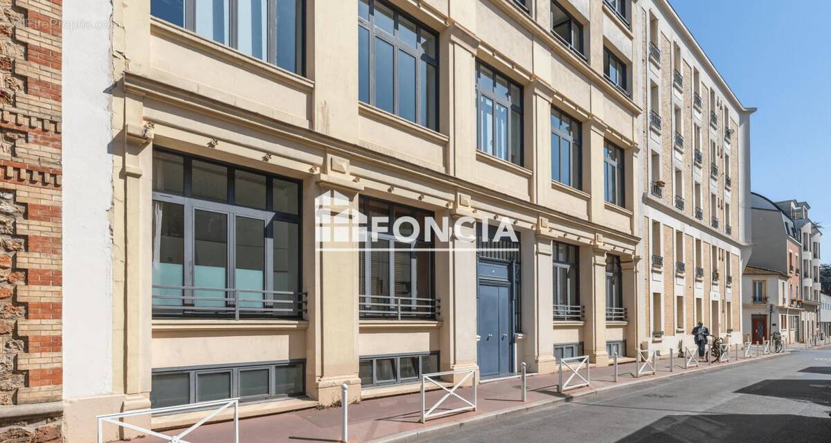 Appartement à MONTROUGE