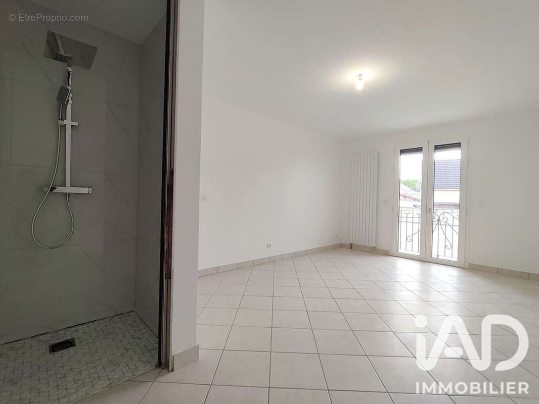 Maison 214 m² à Claye-Souilly  - photo 8