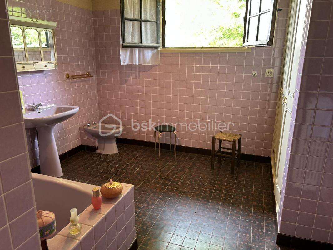 Maison à MONTEREAU-FAULT-YONNE