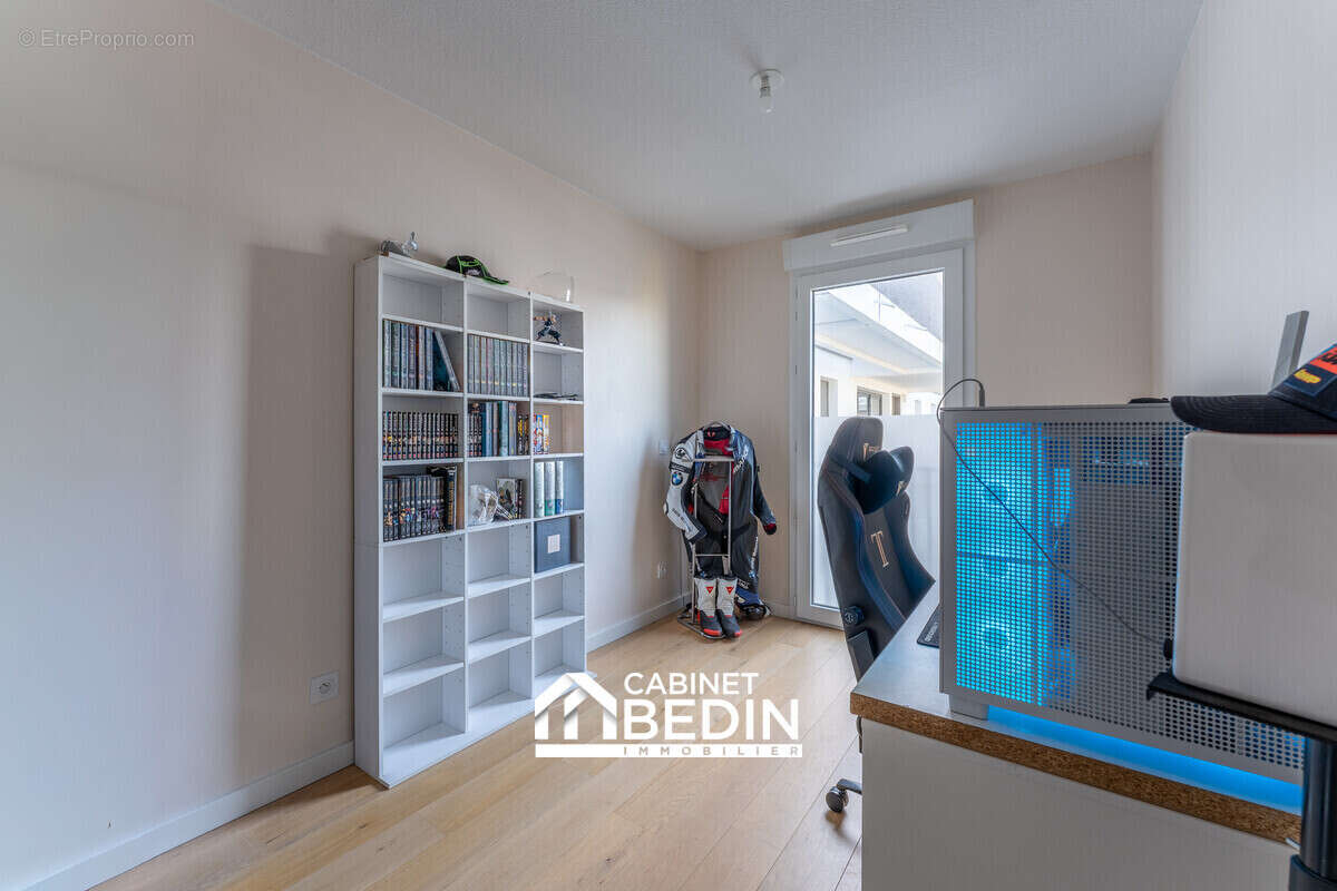 Appartement 63 m² à Merignac  - photo 4