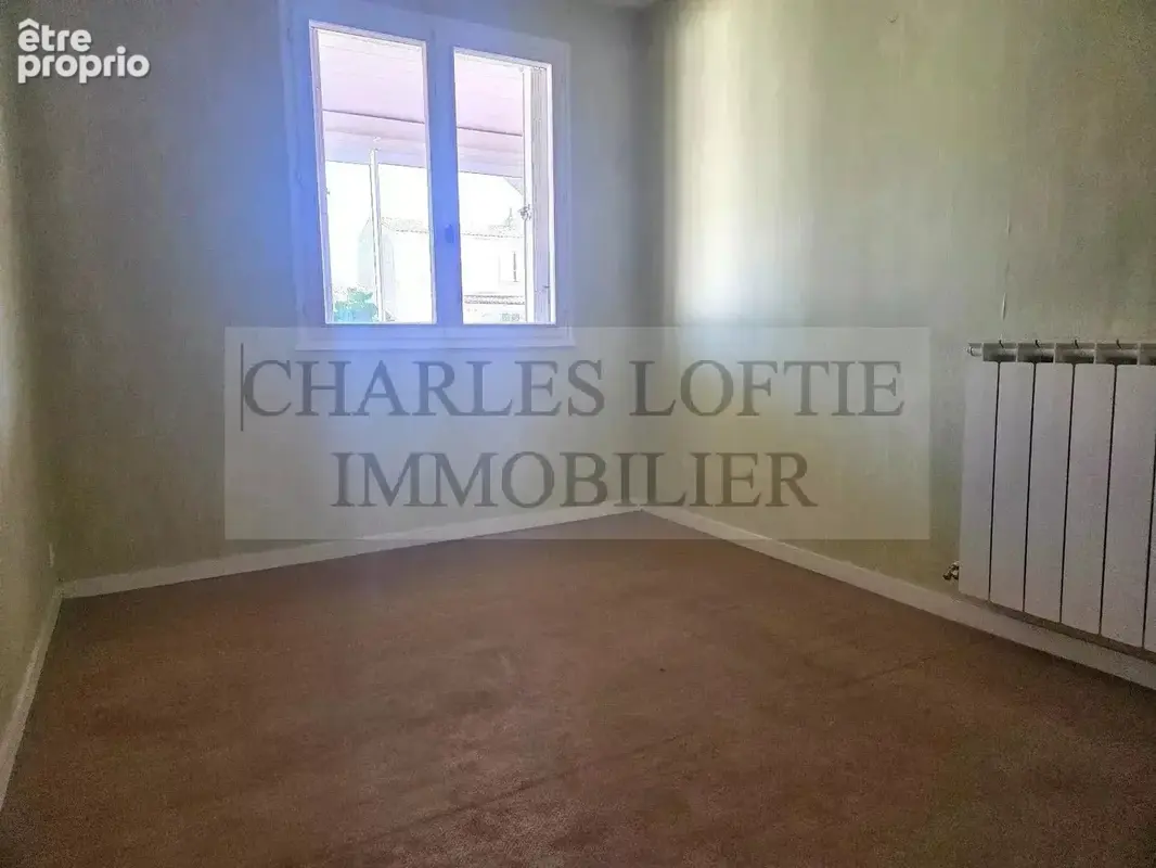Maison familiale avec jardin et garage - photo 12
