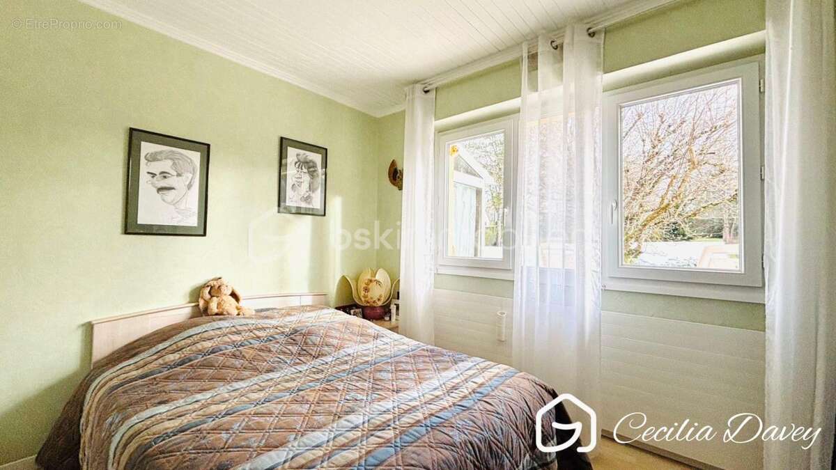 Maison à CHEROY