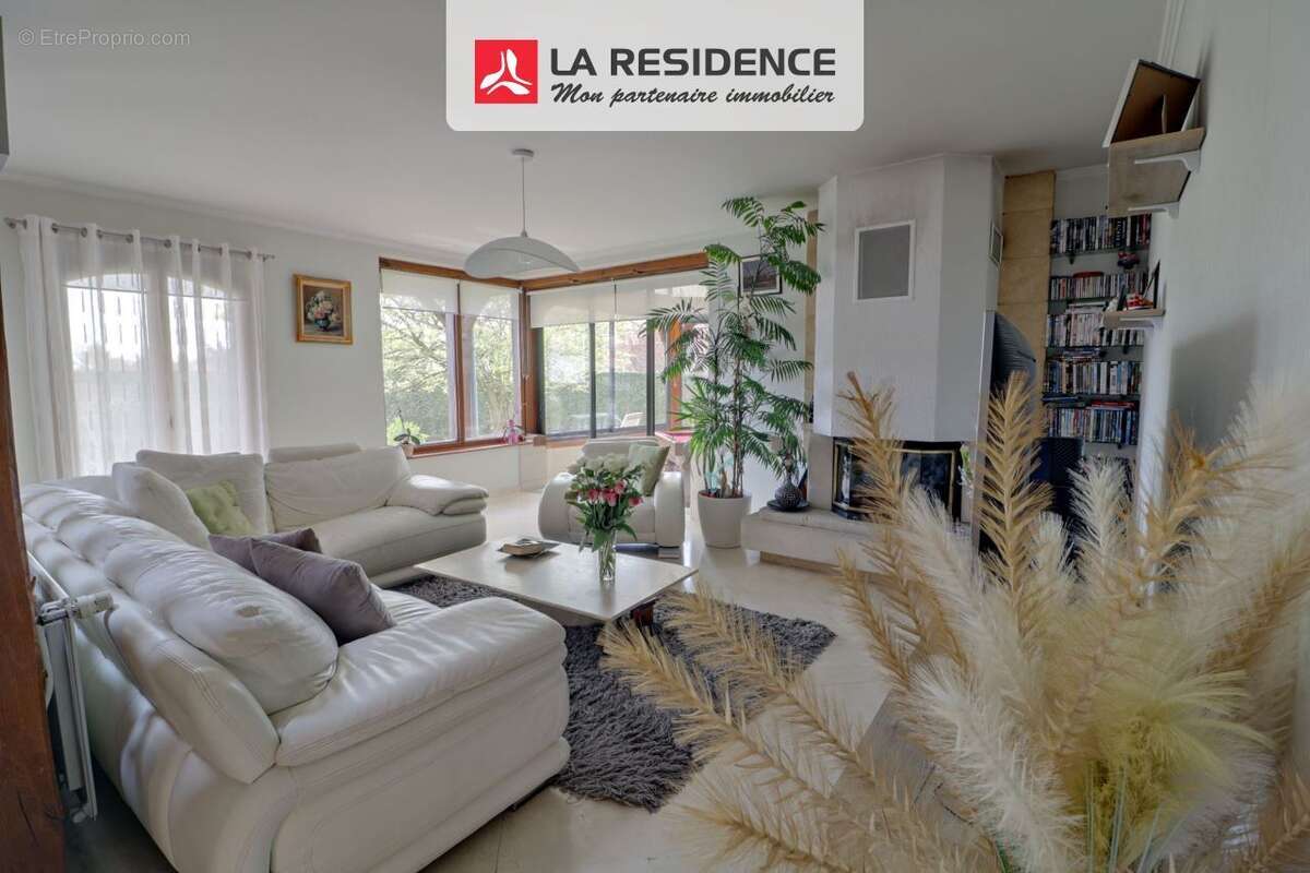 Maison à DEVILLE-LES-ROUEN