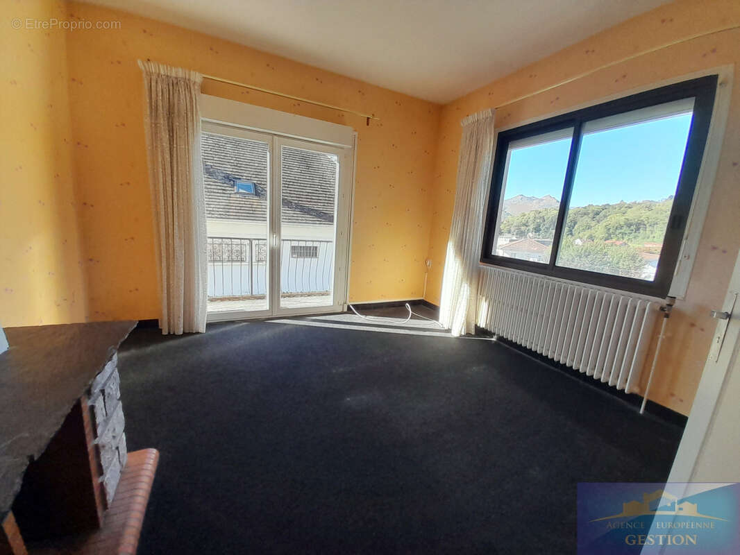 Maison à LOURDES