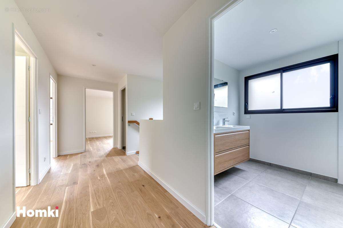 Maison à SAINTE-FOY-LES-LYON