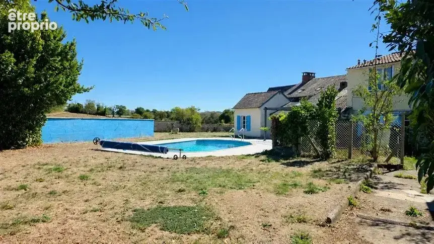À vendre : maison, gîte et piscine, Magnac-Laval (87) - photo 2