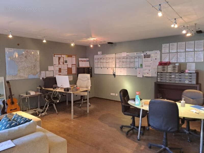 Commerce à QUETIGNY