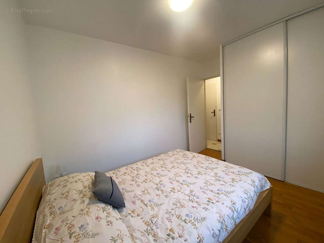 Appartement à LE BLANC-MESNIL