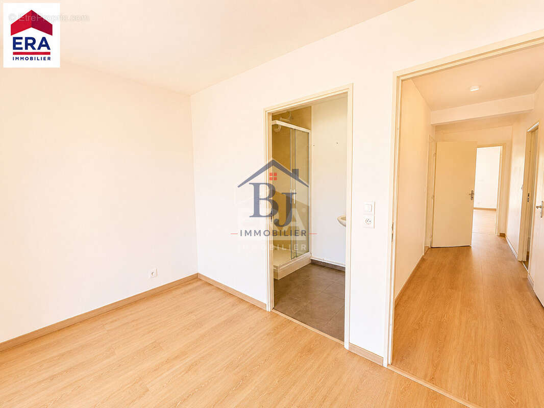 Appartement T5 récent avec garage double à vendre à Rennes - Sainte-Thérèse - photo 9