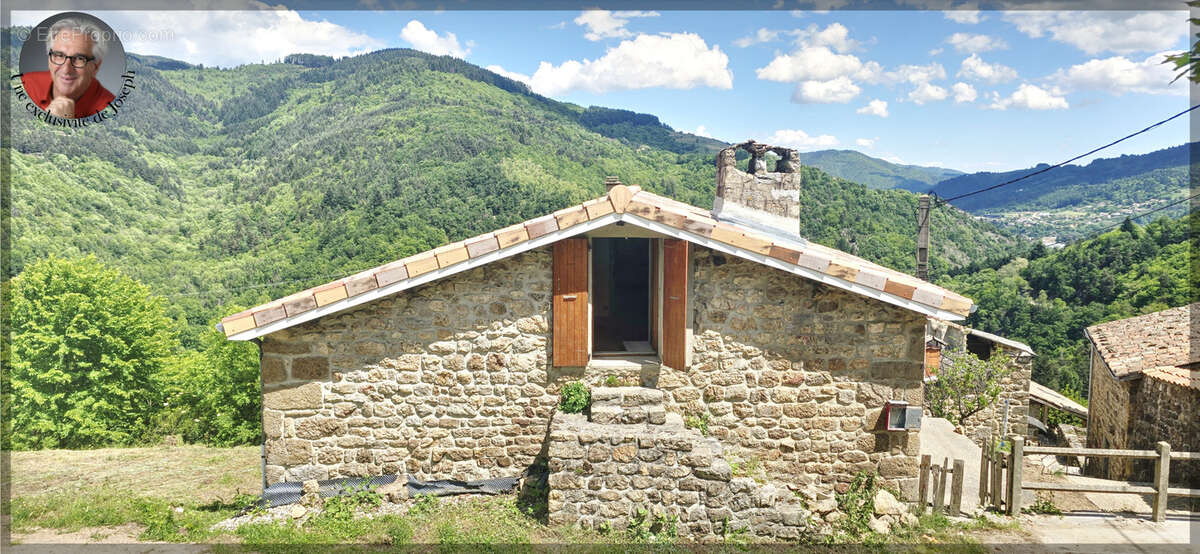 Maison à JAUNAC