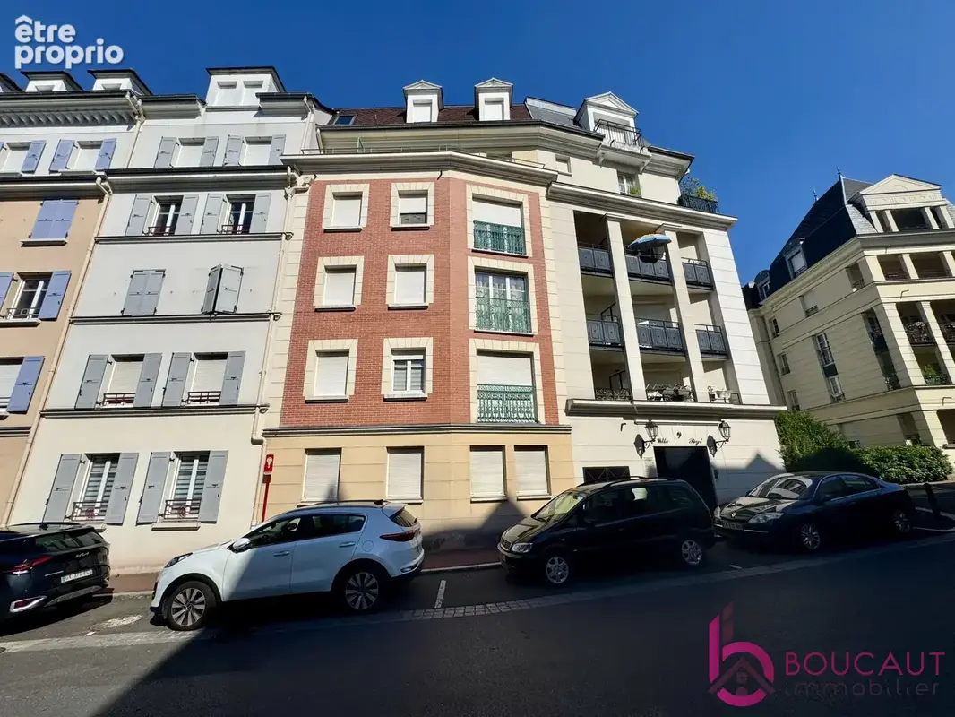 Appartement à LE PLESSIS-ROBINSON