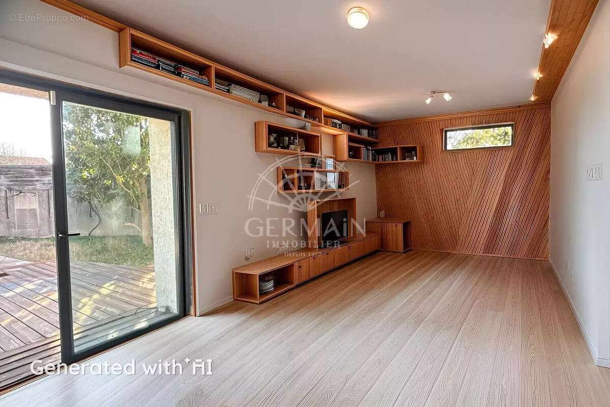 Maison à L'ISLE-SUR-LA-SORGUE