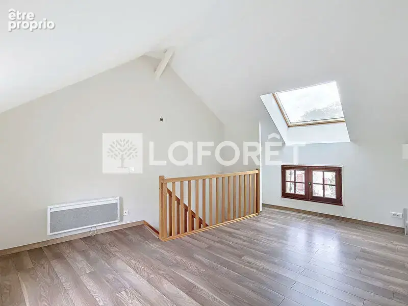 Appartement à FONTENAY-EN-PARISIS