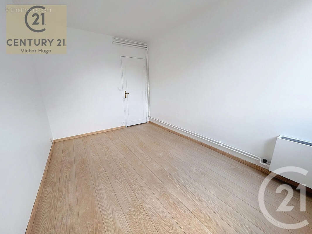 Appartement 64 m² à Limoges  - photo 10