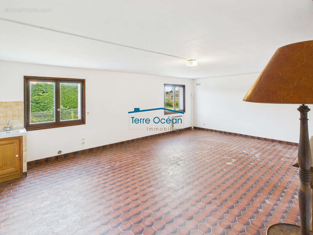 Maison à NIEULLE-SUR-SEUDRE