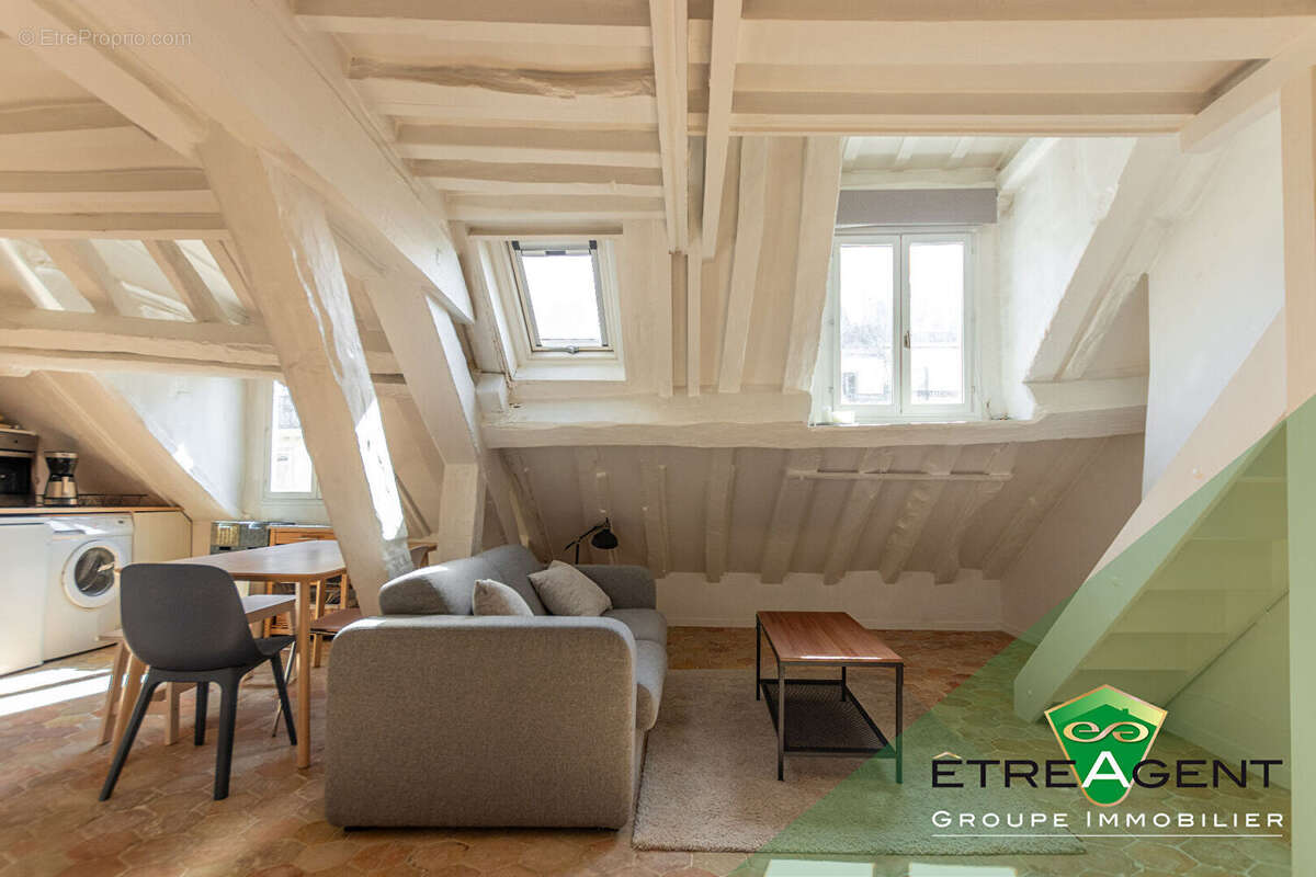 Appartement à PARIS-4E