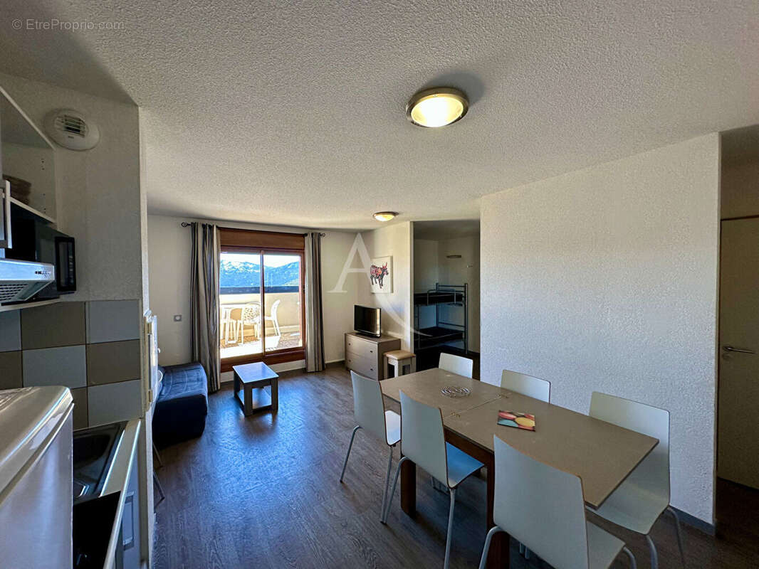 Appartement à LES ANGLES