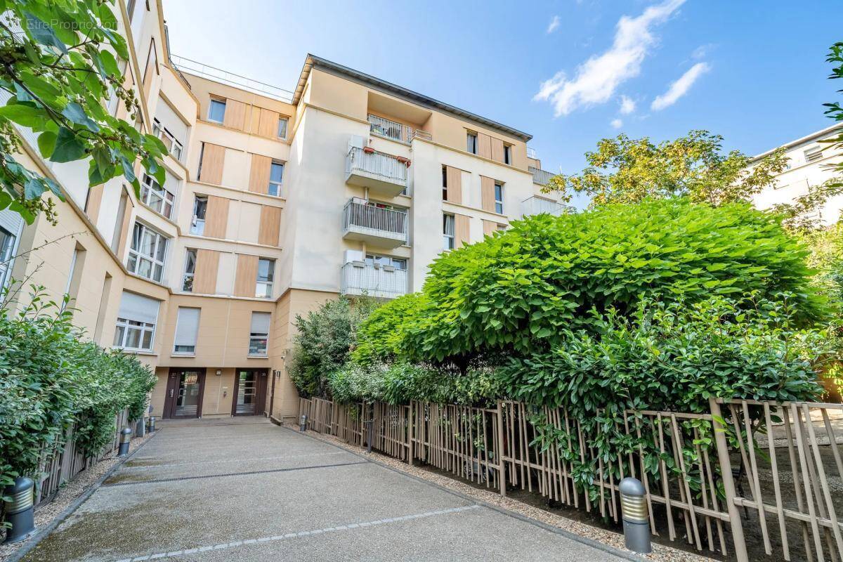 Appartement à EPINAY-SUR-SEINE