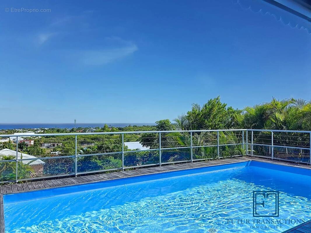 Maison à SAINTE-ANNE