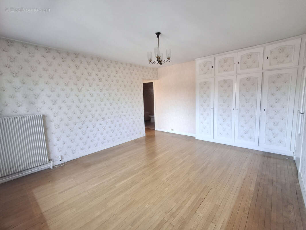 Appartement à LA CHARITE-SUR-LOIRE