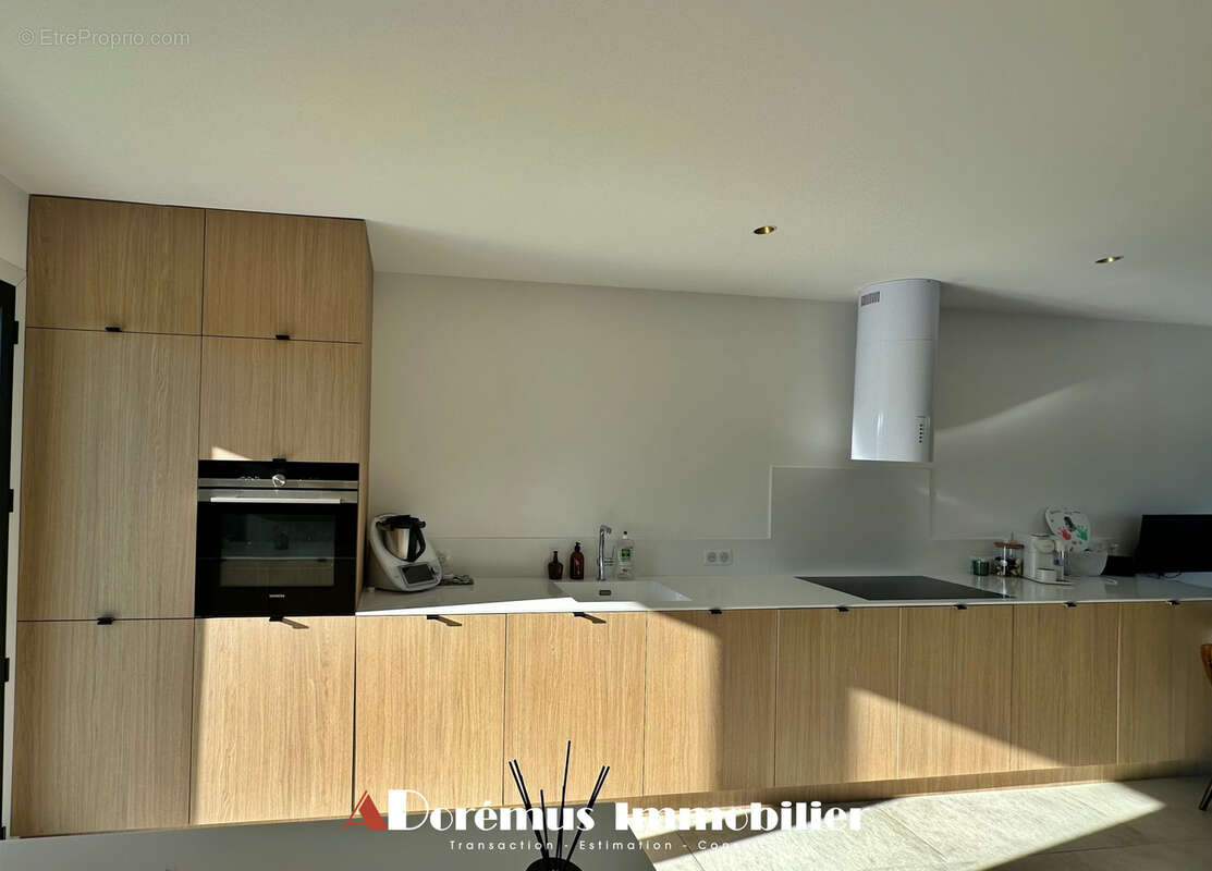 Maison à CAMBLANES-ET-MEYNAC