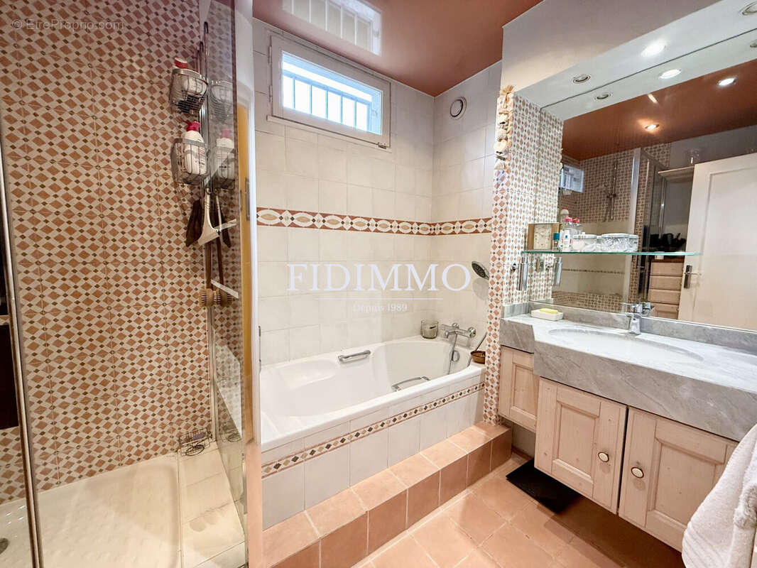 Appartement à CHENNEVIERES-SUR-MARNE