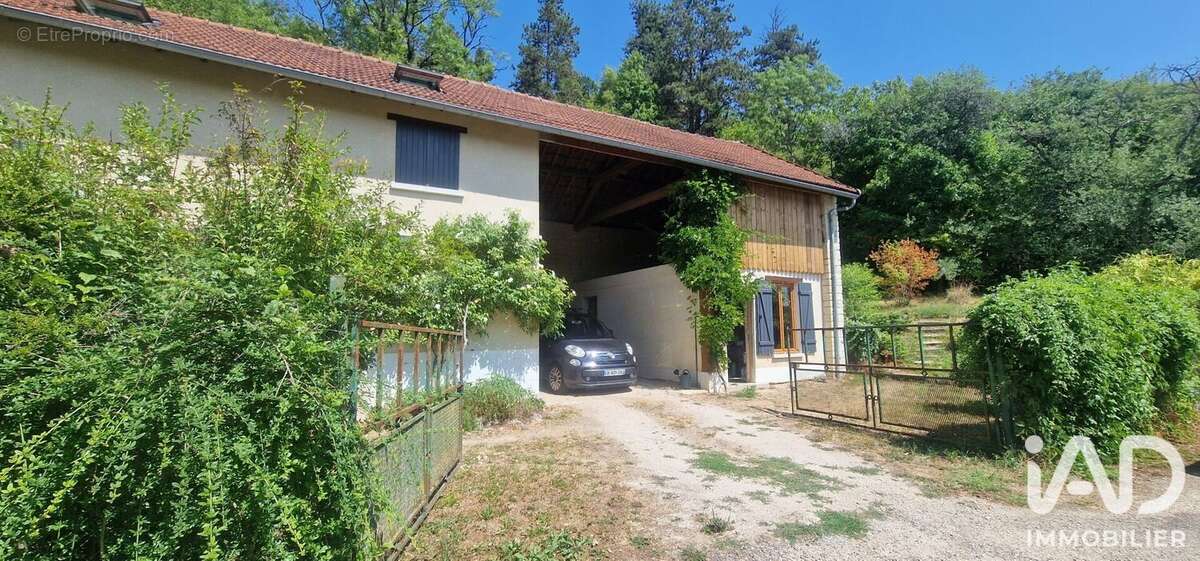 Maison 110 m² à Vireaux  - photo 2