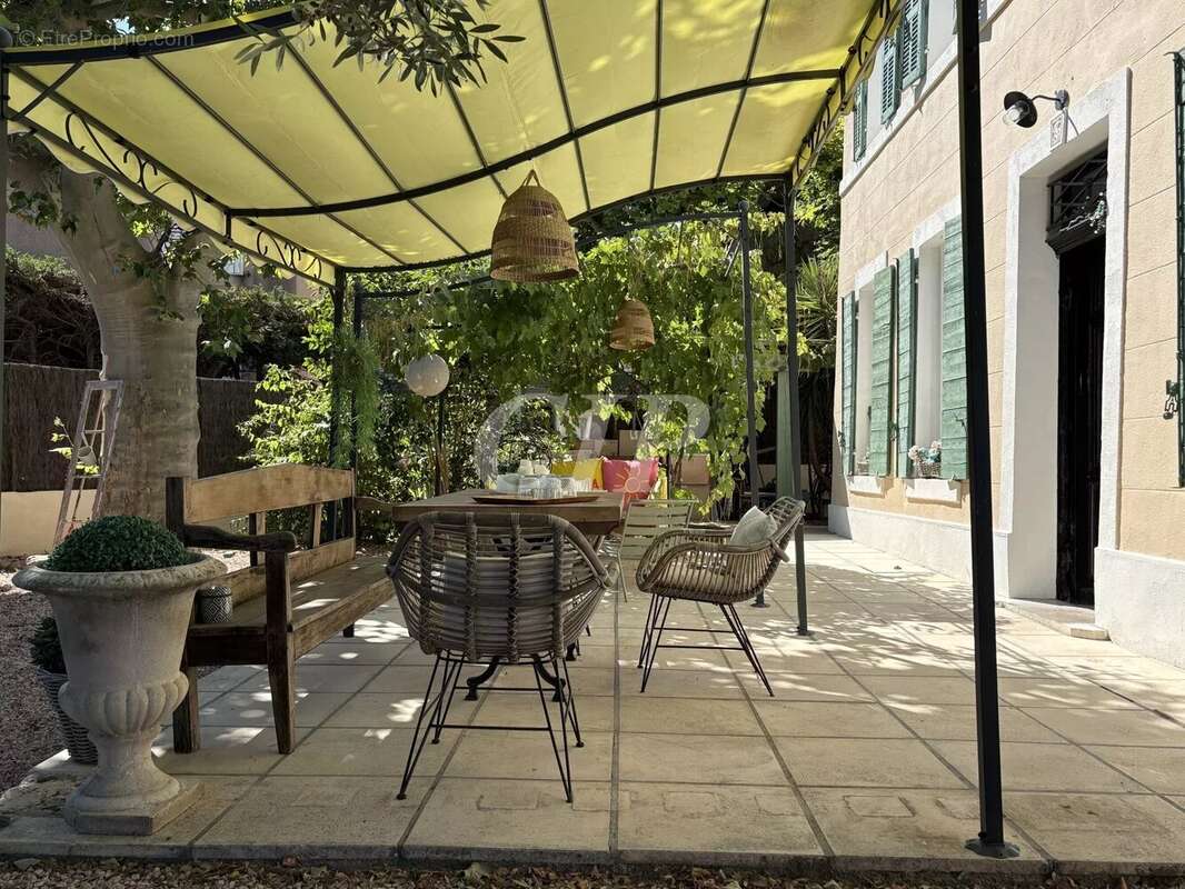 Maison à MARSEILLE-14E