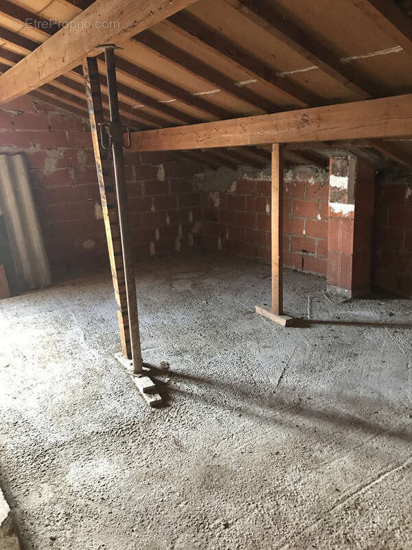 Maison à LISLE-SUR-TARN