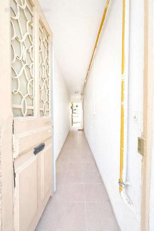 Appartement 116 m² à Aubervilliers  - photo 2