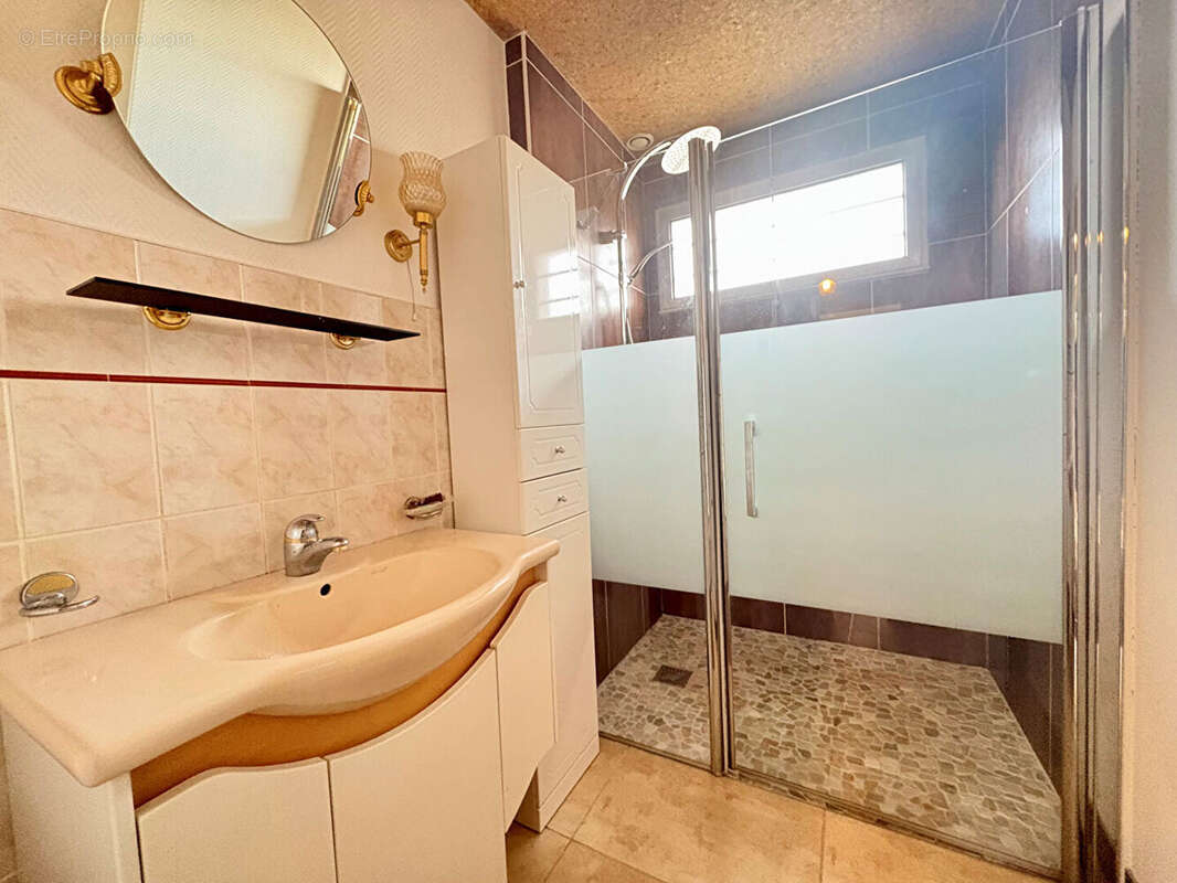 Maison à SAINT-NABORD