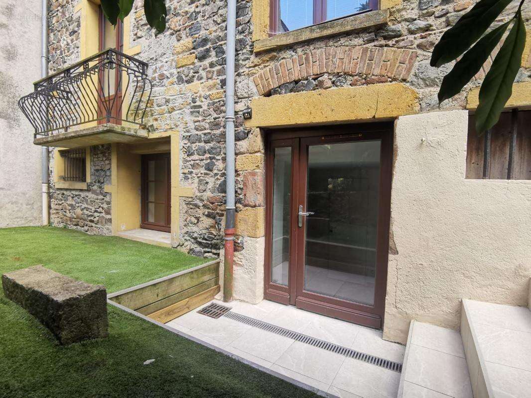 Appartement T3 - terrasse – Centre village - photo 2