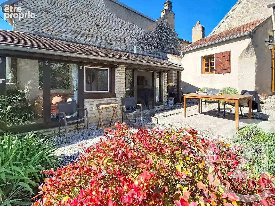 Maison 4 pièces 74 m² à vendre à Molay (89310) - photo 4