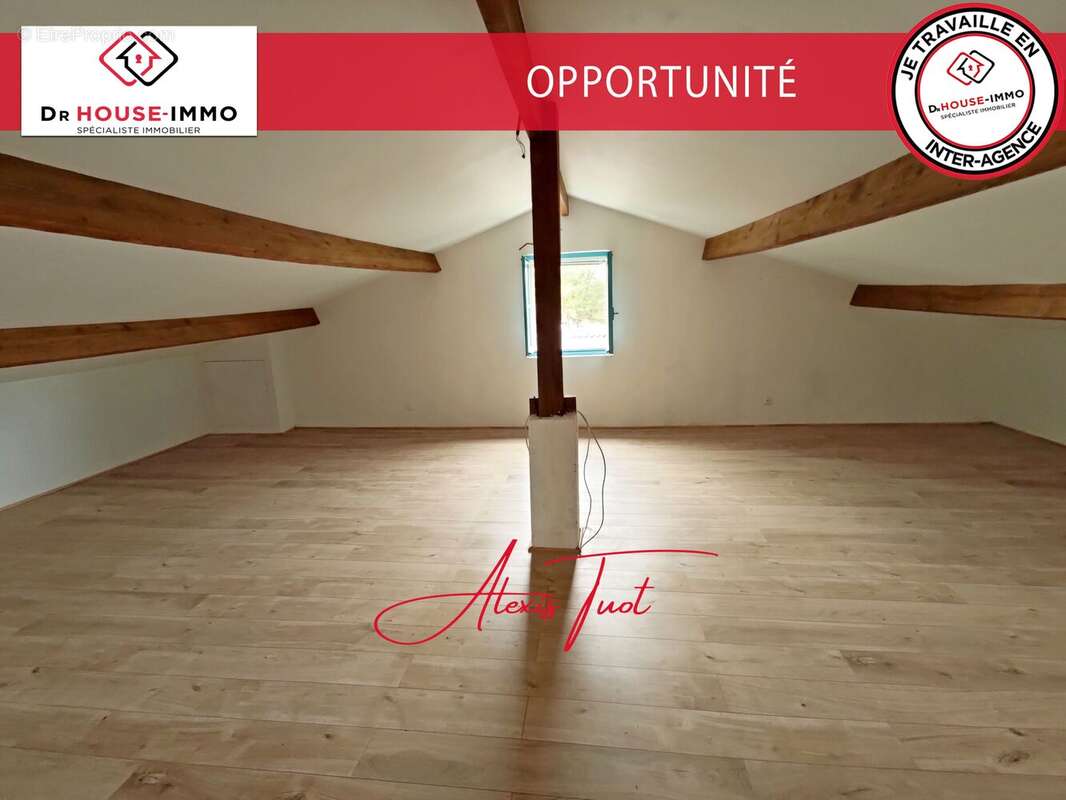 Maison à AMBARES-ET-LAGRAVE