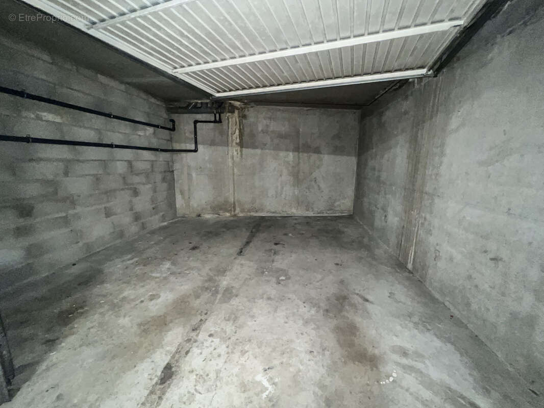 Parking à SAVIGNY-SUR-ORGE