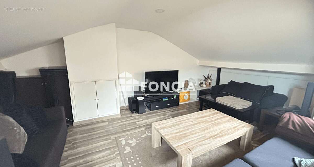 Maison à L&#039;HAY-LES-ROSES